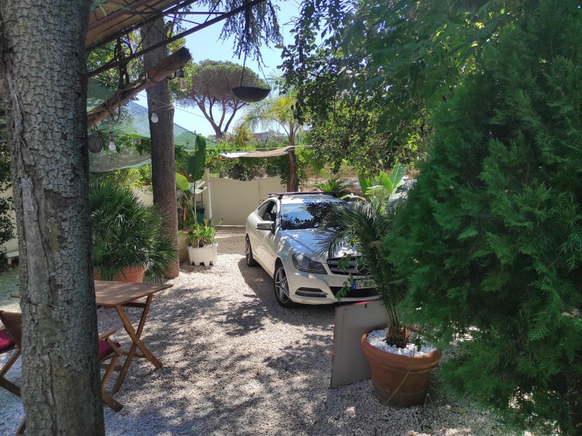 Tarsia Bed & Breakfast Acilia